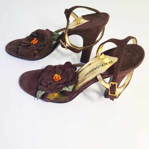 Prada brown flower blocked heel shoe with srraps around the ankles...size - Picture 1 of 7